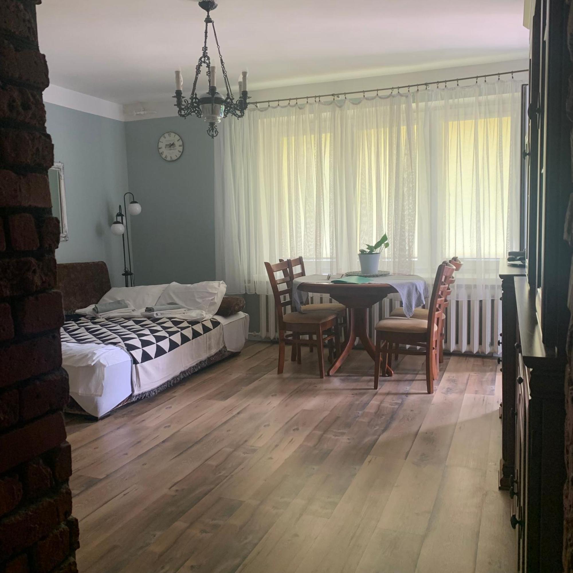 Apartament Classic Lägenhet Malbork Exteriör bild
